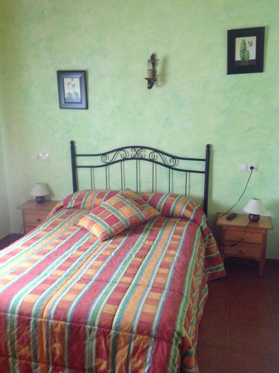 Casa Rural La Vega De Gredos Pensionat San Martin de la Vega del Alberche Exteriör bild